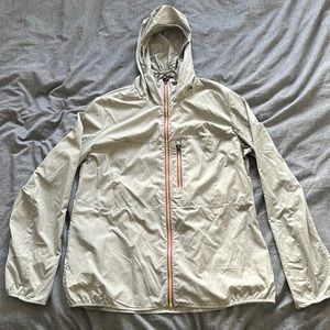 Running Jacket Windbreaker in Silver/Grey from Ronhill
